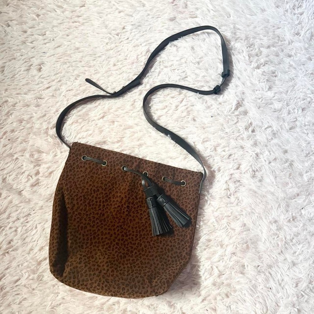 Leopard Animal Print Trashy Y2K Edgy Jersey Shore Chic Bucket Bag Tassle Purse